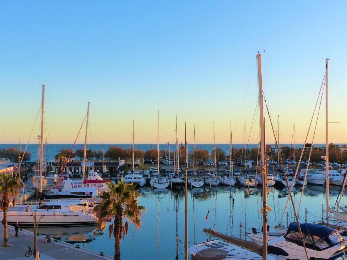Classe 3 Etoiles - Magnifique Vue Sur Le Port - Wifi Et Clim La Grande Motte Exteriör bild