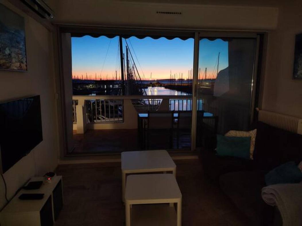 Classe 3 Etoiles - Magnifique Vue Sur Le Port - Wifi Et Clim La Grande Motte Exteriör bild