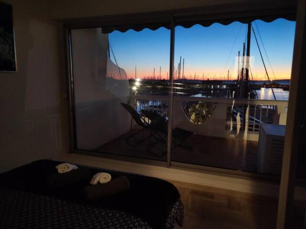 Classe 3 Etoiles - Magnifique Vue Sur Le Port - Wifi Et Clim La Grande Motte Exteriör bild